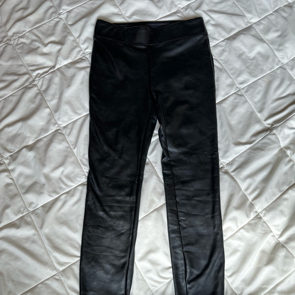 leather pants/ legging